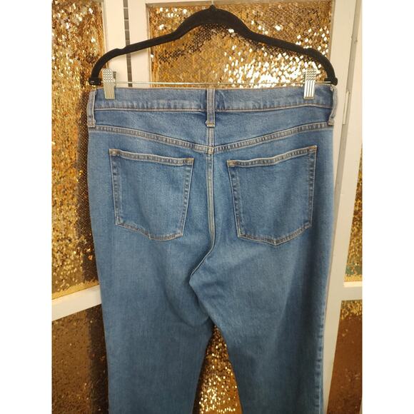 J. Crew Women's Jeans Size 30 Essential Straight Jean Medium Wash Cropped - Picture 8 of 12